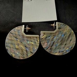 Kendra Scott Kai Earrings in Rhodium